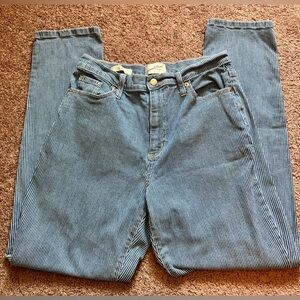 EUC Universal Thread Women's Blue Striped Boyfriend Jeans